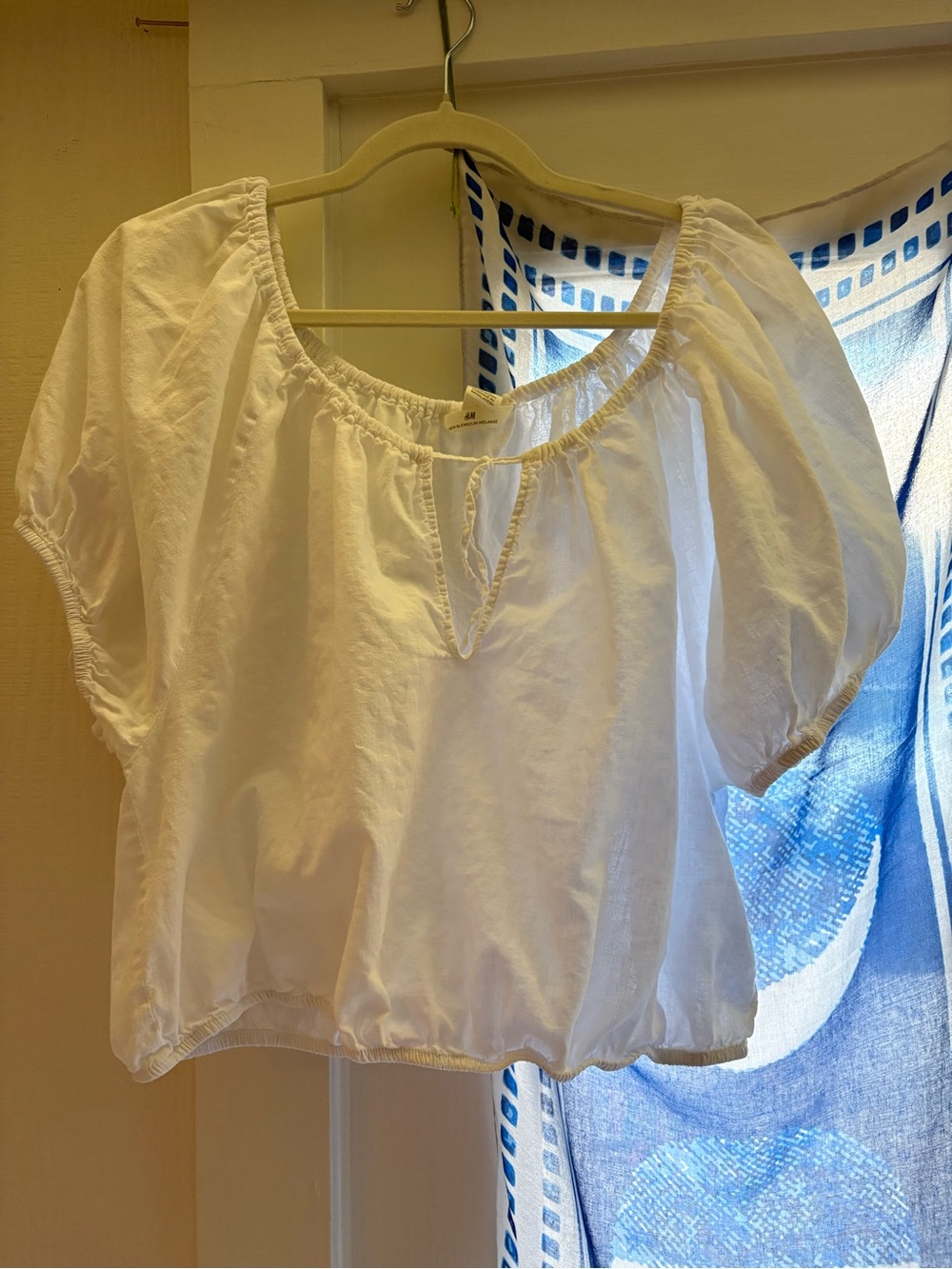H&M linen White Peasant Blouse with Short Puff Sleeves